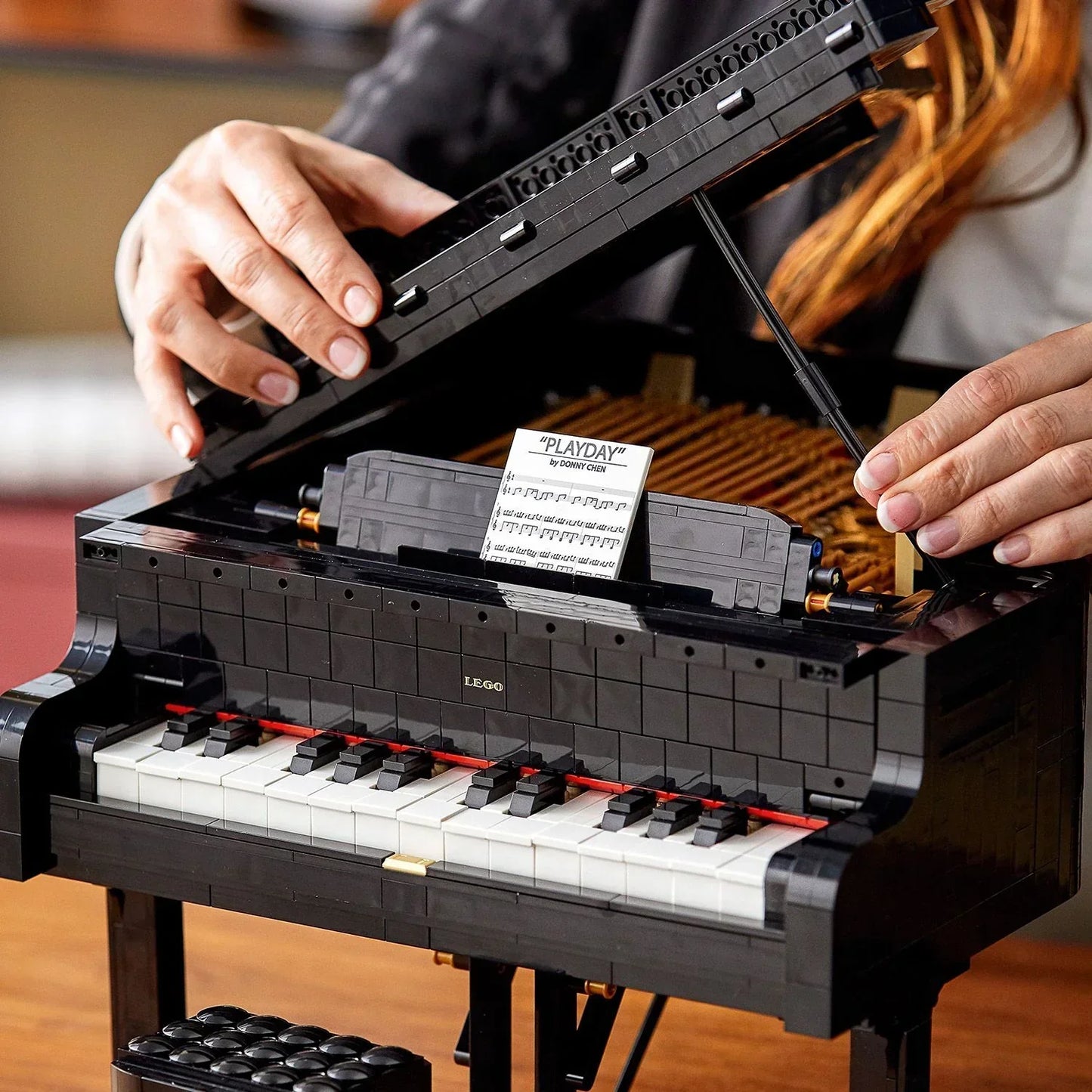 Set da costruzione per pianoforte a coda - 21323