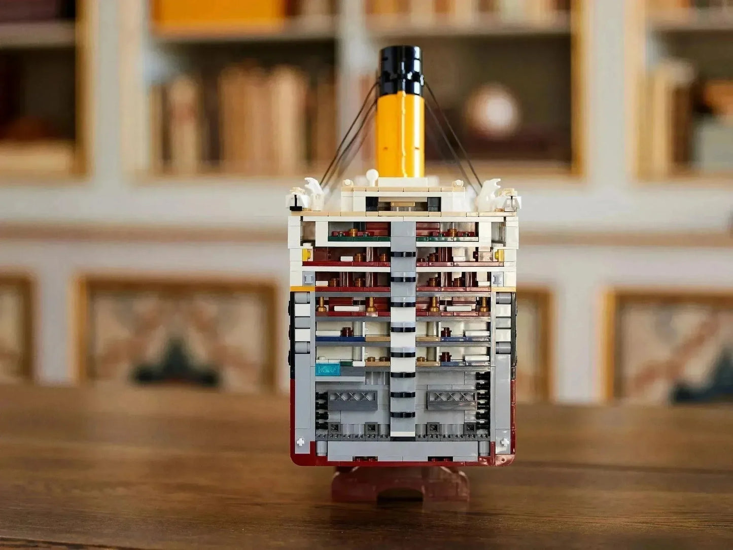 RMS Titanic Ocean Liner - 10294 🔥 Saldi di Sgombero di 3 Giorni 🇺🇸 Spedito dal magazzino negli Stati Uniti 📦 Scorte Limitate ⏳ Termina Presto