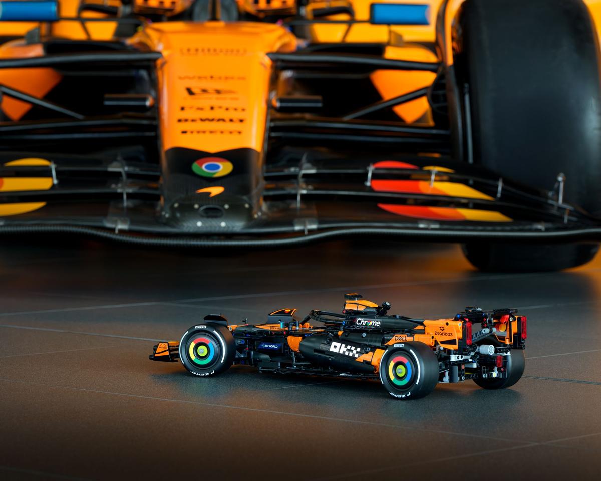 Auto da corsa britannica F1 MCL39 - 42228