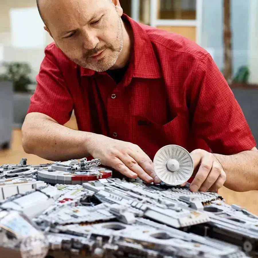 Smuggler's Falcon Ship UCS - 75192 🔥 Saldi di Liquidazione di 3 giorni 🇺🇸 Spedito dal magazzino USA 📦 Scorte Limitate ⏳ Termina Presto