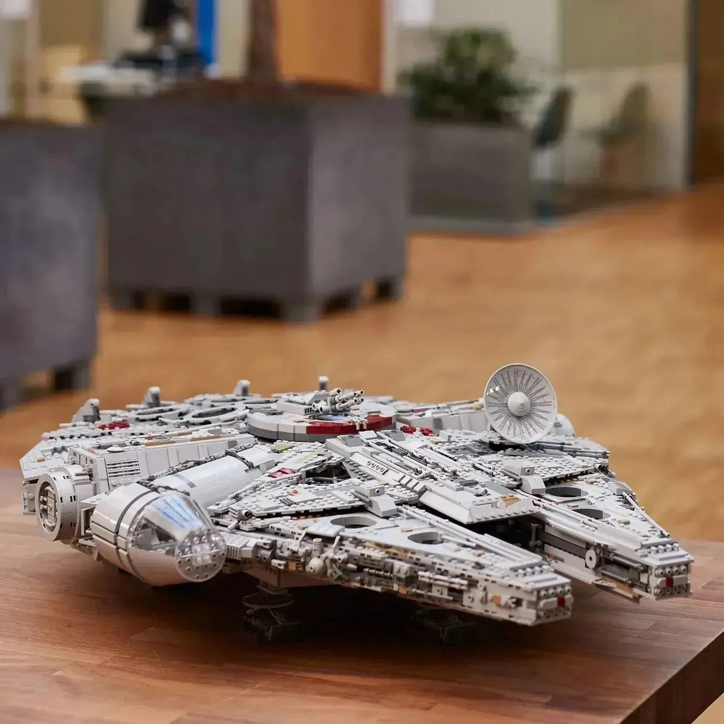 Smuggler's Falcon Ship UCS - 75192 🔥 Saldi di Liquidazione di 3 giorni 🇺🇸 Spedito dal magazzino USA 📦 Scorte Limitate ⏳ Termina Presto